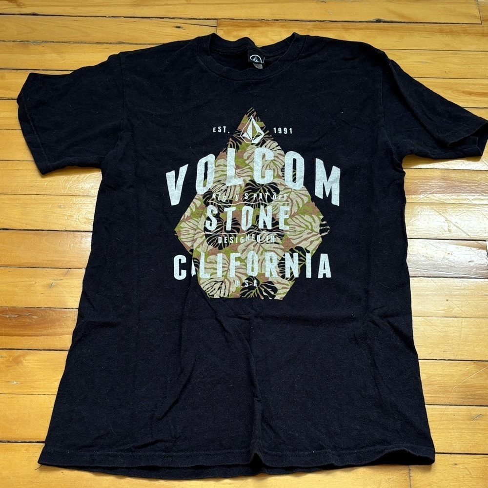 🎉4/30$🎉 Volcom Black California Graphic Tee